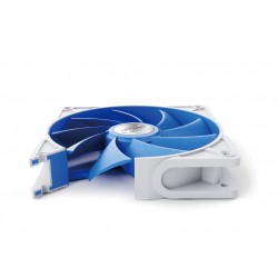 deepcool-uf-120-marco-goma-1.jpg 2